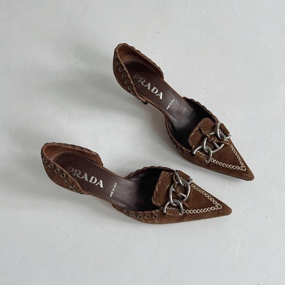 Vintage Prada brown suede point kitten heels - Picture 1 of 12